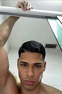 Leo Valor Male Escort