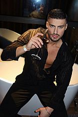 Adib Turco Escort Masculino