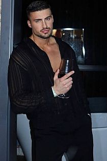 Adib Turco Escort Masculino