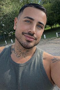 Leandro Activo Male Escort