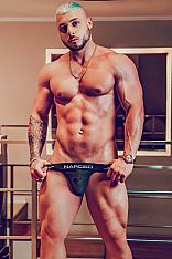 Aquiles Escort Masculino