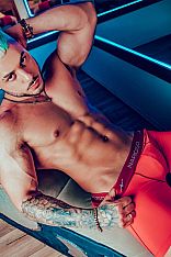 Aquiles Escort Masculino