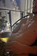 Nico Escort Masculino