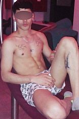 Photo #12 of Aron Fox