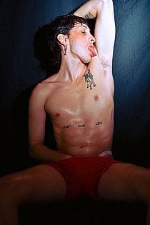 Bratz Escort Masculino