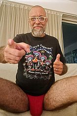 Ulis Masajista Male Escort