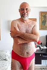 Ulis Masajista Male Escort