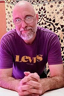 Ulis Masajista Male Masseur