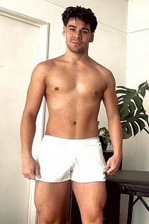 Lucas Masajista Male Masseur