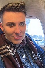 Bastian Escort Masculino