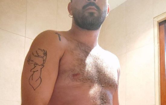 Shimitri Male Escort
