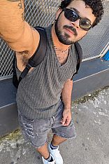 Shimitri Male Escort