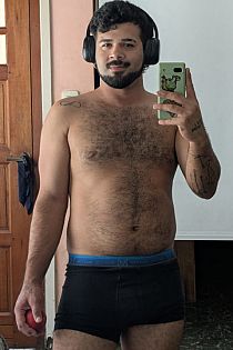 Shimitri Male Escort