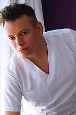 Robert Diplomado Masajista masculino