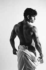 Paolo Can XXL Male Escort