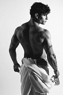 Paolo Can XXL Male Escort