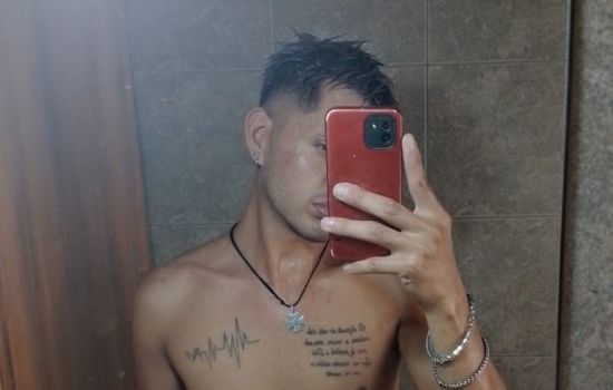 Adán Escort Masculino