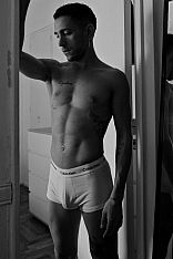Bublle Boy Escort Masculino