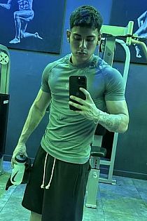 Mateo Escort Masculino