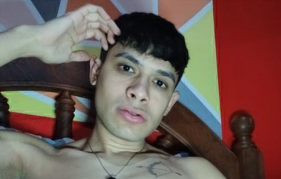 Roro Male Escort