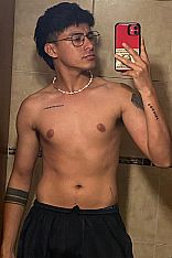 Ricky Escort Masculino