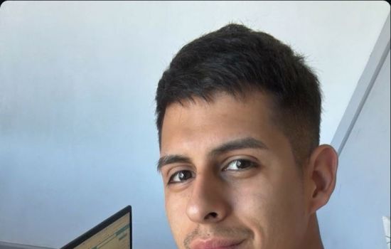 Poyen Masajista masculino