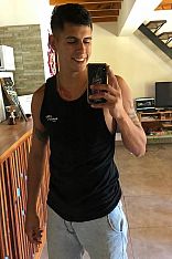 Poyen Escort Masculino