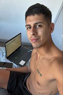 Poyen Male Escort