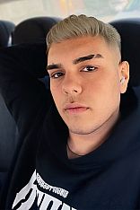 Enzo VIP Escort Masculino