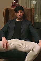 Photo #10 of Master Dom