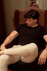 Photo #5 of Master Dom