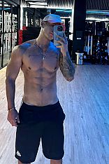 Photo #3 of Diogo