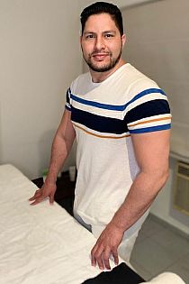 Almo Ali Male Masseur