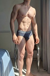 Dorian Male Escort