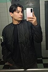 Nicolás W. Male Escort