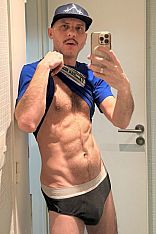 Photo #6 of Román Dotado