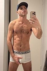 Photo #1 of Román Dotado