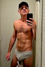 Román Dotado Escort Masculino