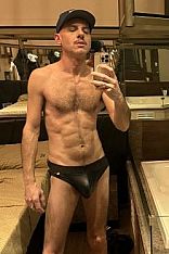 Photo #9 of Román Dotado