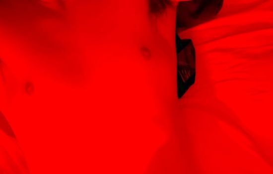 Saturno Red Escort Masculino