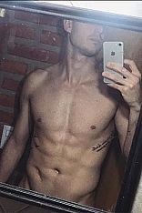 Franco 77 Escort Masculino