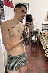 Photo #5 of El Flaco