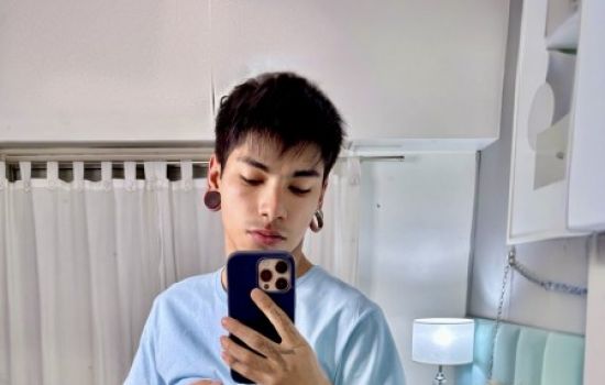 Milo P. Male Masseur