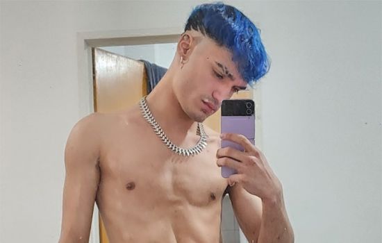 Enzo Escort Masculino