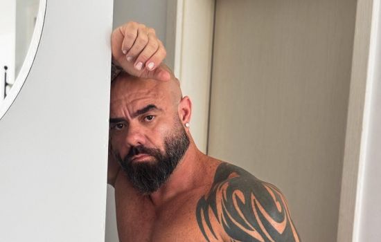 Jonas VIP Es Masajista masculino