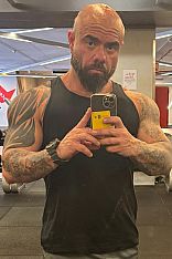 Jonas VIP Po Male Escort