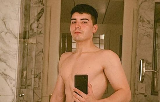 Nathan Escort Masculino