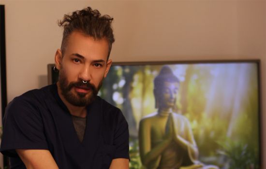 Massgmale Male Masseur