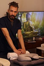 Massgmale Male Masseur