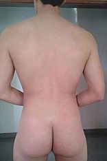 Ary Escort Masculino